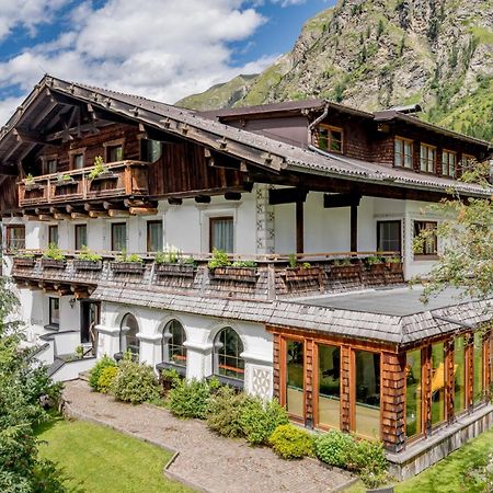 Landhaus Edelweiss Hotel Sankt Leonhard im Pitztal Exterior photo