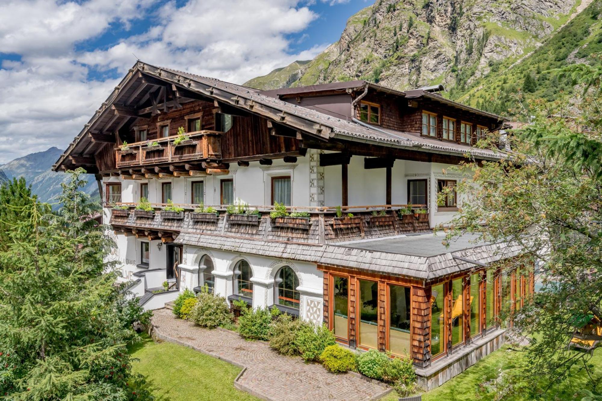 Landhaus Edelweiss Hotel Sankt Leonhard im Pitztal Exterior photo